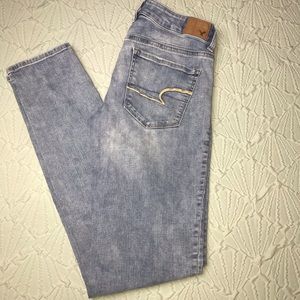American Eagle acid wash jeans size 2 long